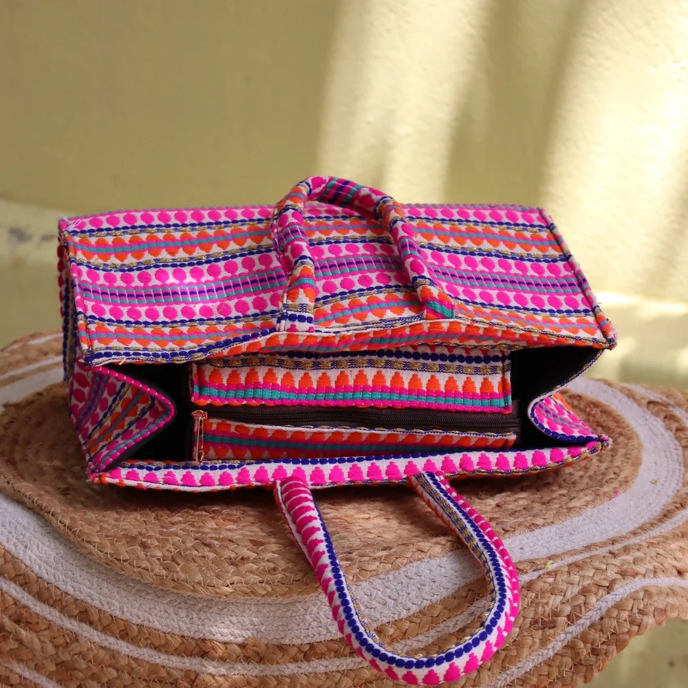 Box Tote for a Multitasker – Pink Hues