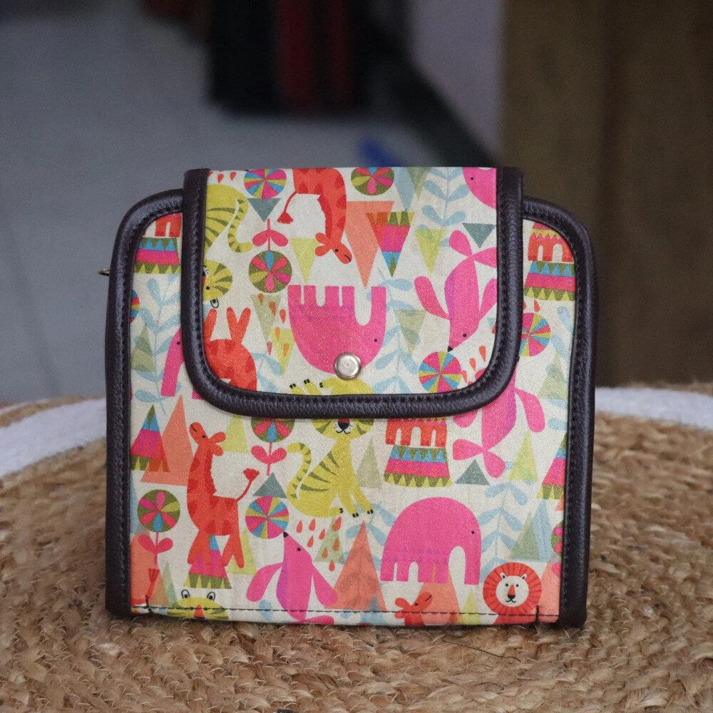 Multi-Purpose Artistic Travel Organizer |Cosmetic bag| Brush holder | Callibary pens | Travel Kit