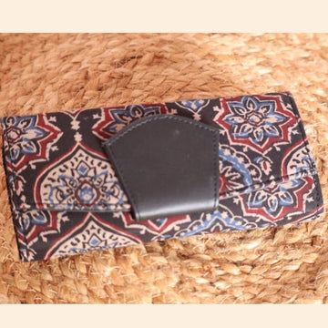 Women Wallet – Mobile Fit | Handy